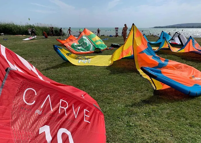 - Balaton 18797 Balatonfůzfő