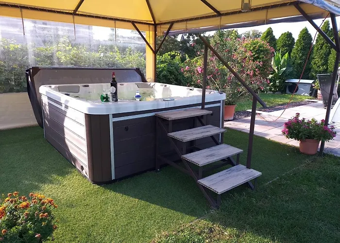 - Balaton 18797 * Balatonfůzfő